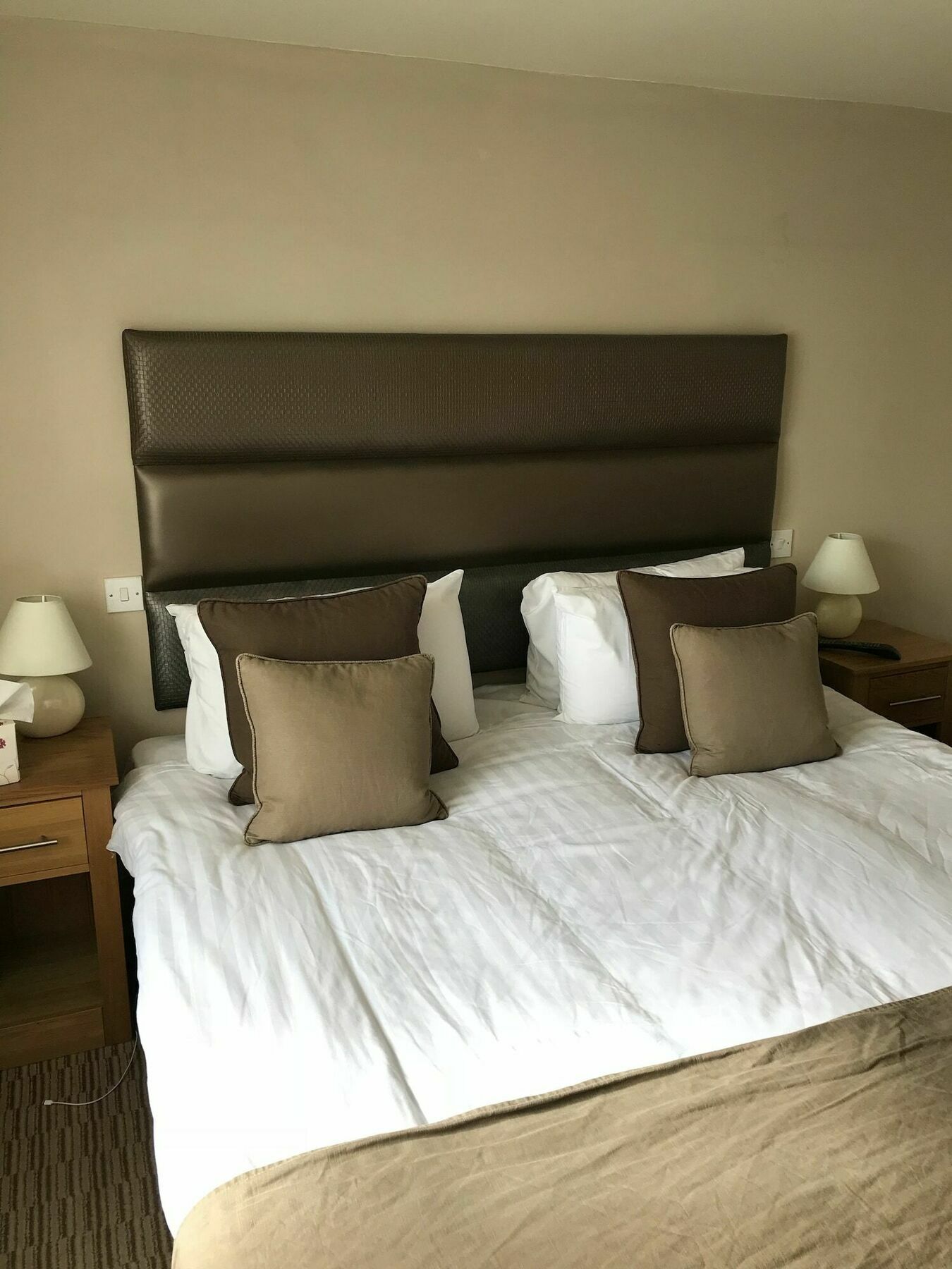 The Deddington Arms Hotel ภายนอก รูปภาพ