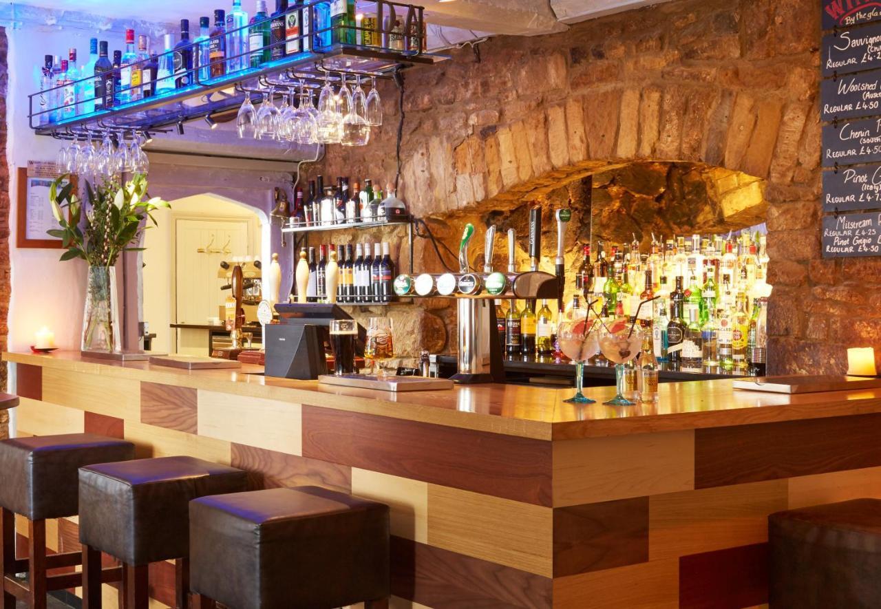 The Deddington Arms Hotel ภายนอก รูปภาพ
