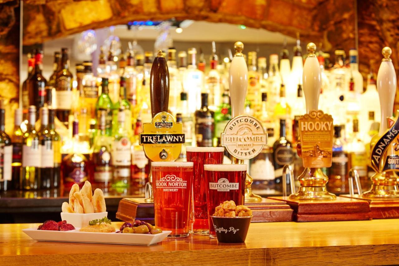 The Deddington Arms Hotel ภายนอก รูปภาพ